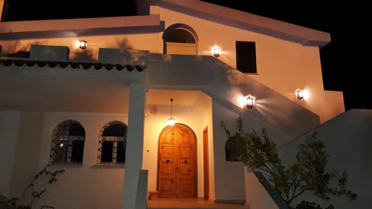 Agriturismo Palas De Serra Country Resort Onifai エクステリア 写真