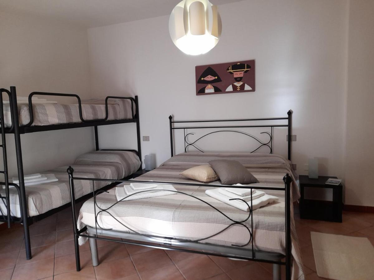 Agriturismo Palas De Serra Country Resort Onifai エクステリア 写真