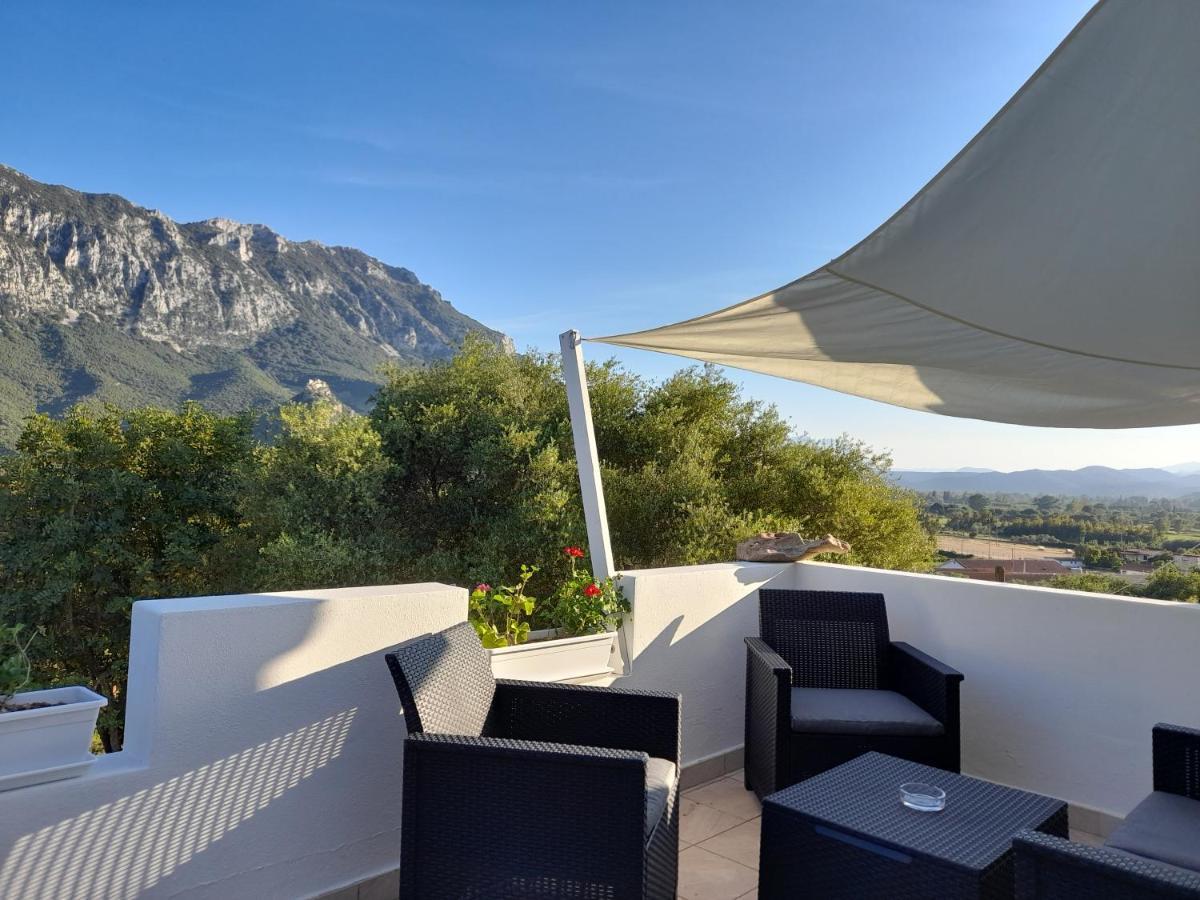 Agriturismo Palas De Serra Country Resort Onifai エクステリア 写真