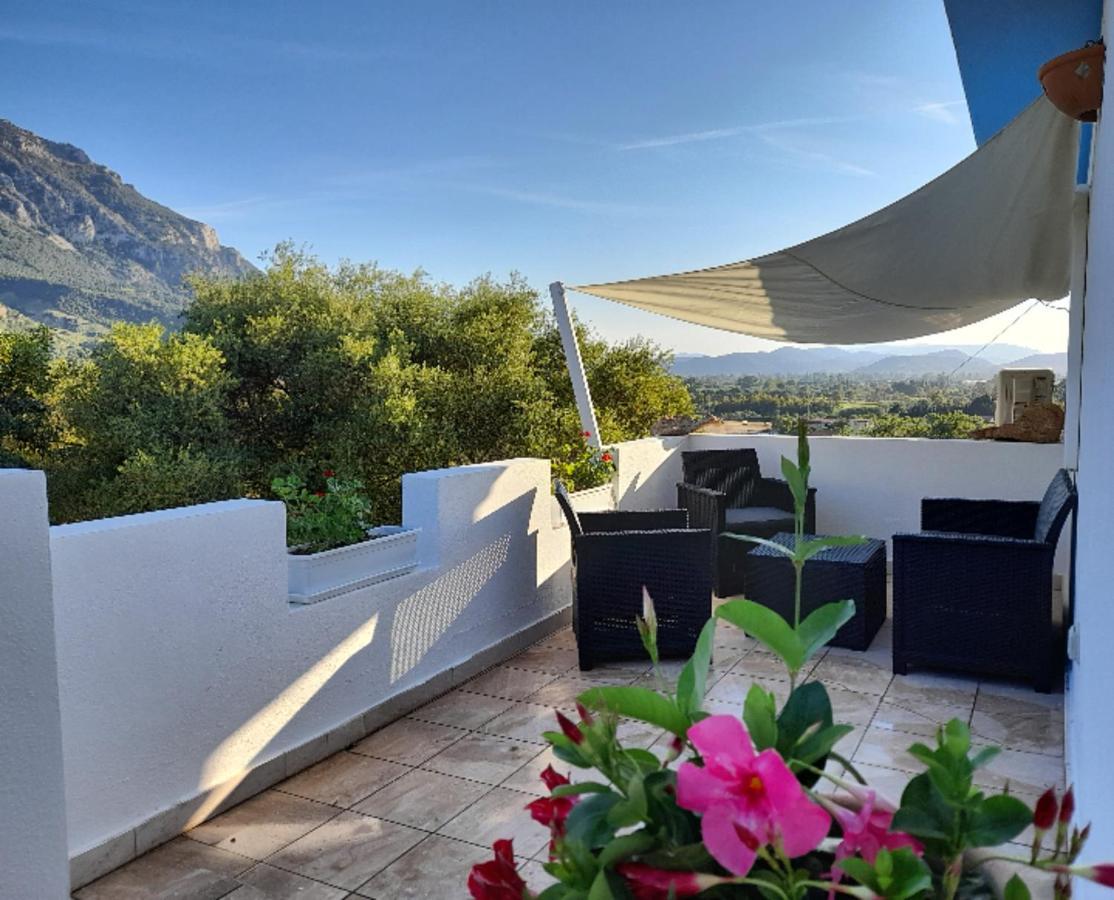 Agriturismo Palas De Serra Country Resort Onifai エクステリア 写真