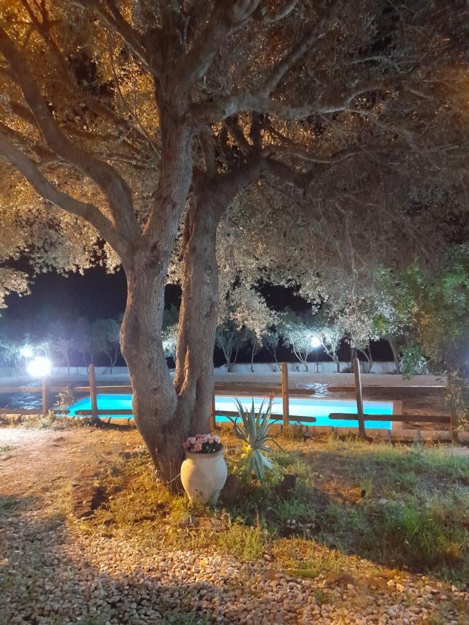 Agriturismo Palas De Serra Country Resort Onifai エクステリア 写真