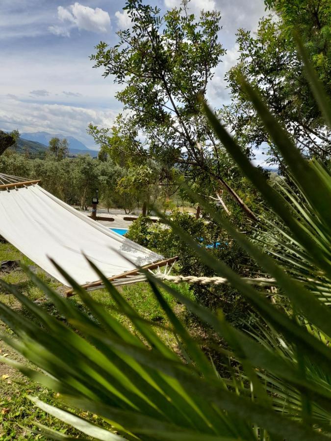 Agriturismo Palas De Serra Country Resort Onifai エクステリア 写真